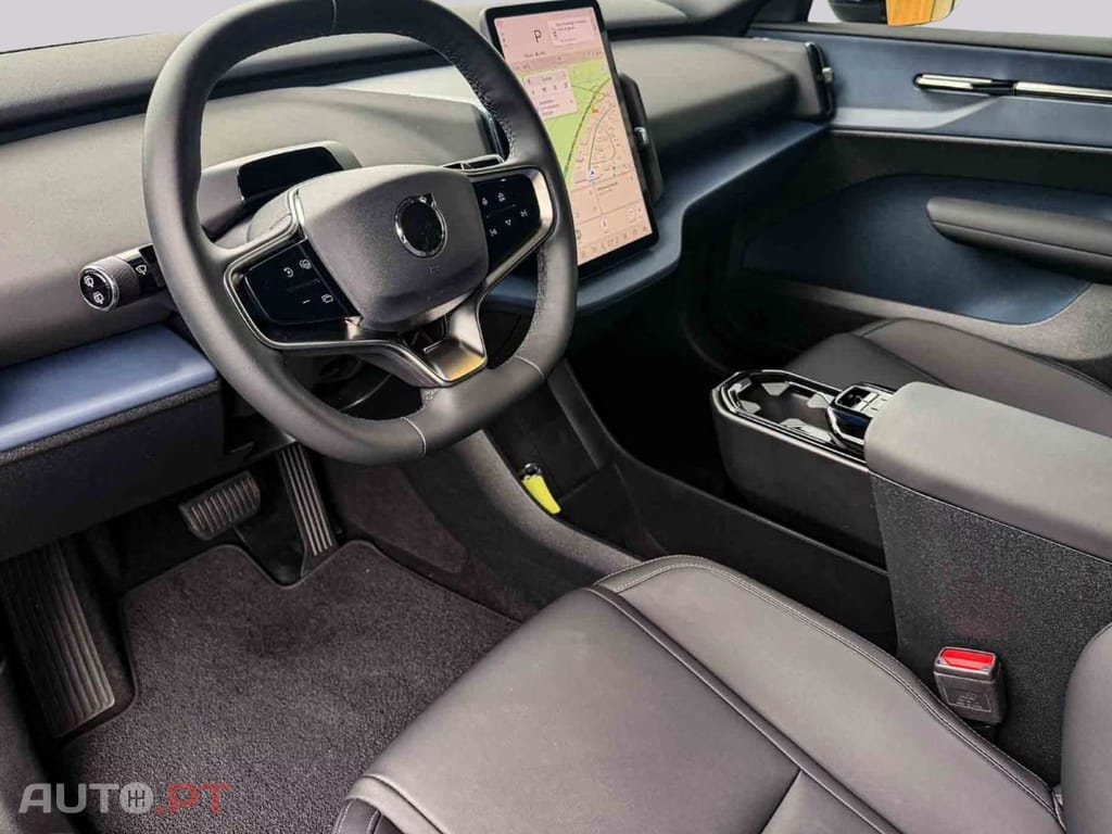 Volvo EX30 Core Single Motor Extended Range I.V.A DEDUTIVEL
