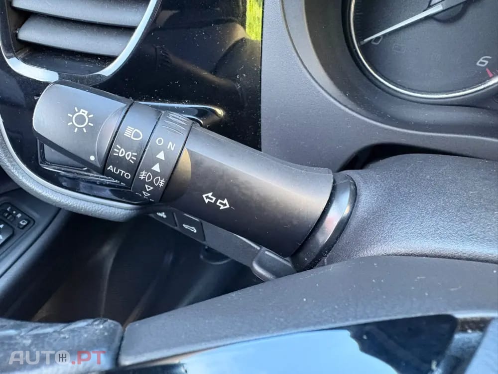 Mitsubishi Outlander 2.2 DI-D Instyle Navi