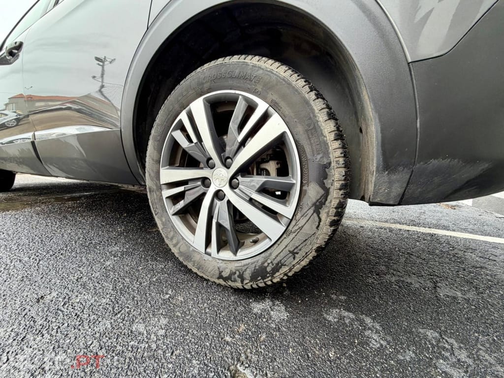 Peugeot 5008 BlueHDI 130 EAT8 Roadtrip