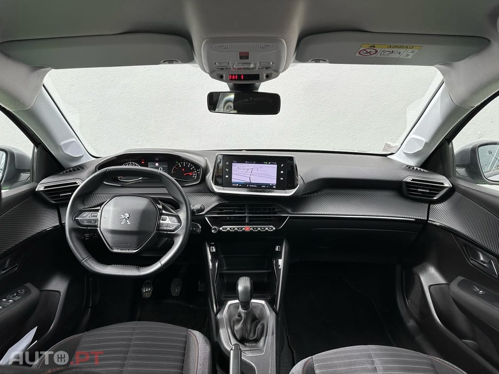 Peugeot 208 PureTech 75 Allure Pack