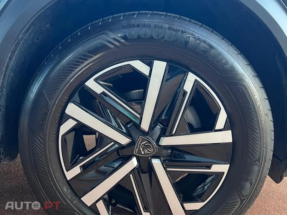 Peugeot 2008 1.2 PureTech Style