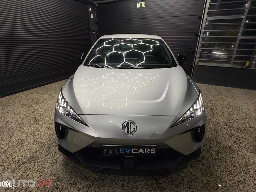 MG MG4 51 kWh Standard