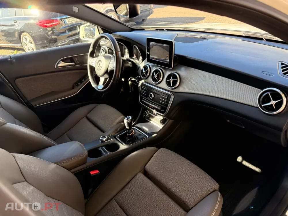 Mercedes-Benz GLA 180 d SENSATION