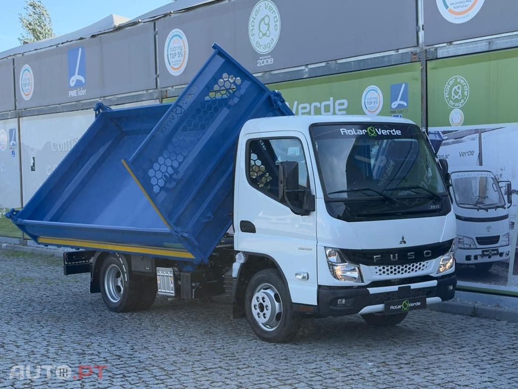 Mitsubishi Canter 3 S 15 TRI-BASCULANTE