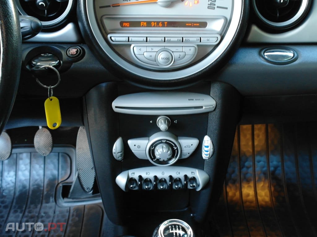MINI Cooper One 1.4