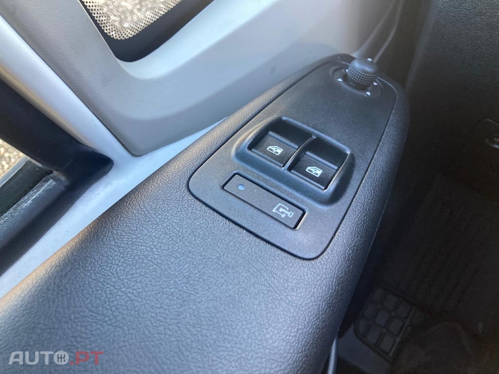 Peugeot Boxer 2.2 BLUEHDI 330 L2H1