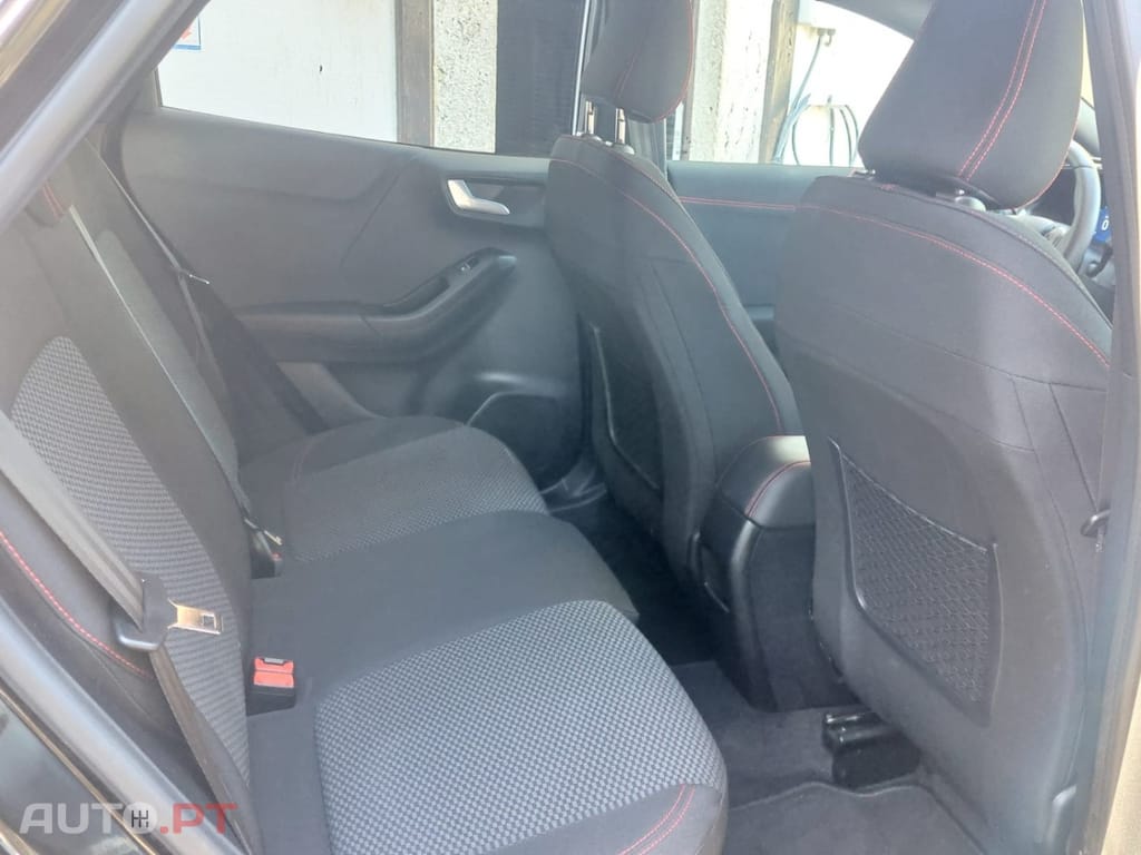 Ford Puma 1.0 EcoBoost MHEV ST-Line