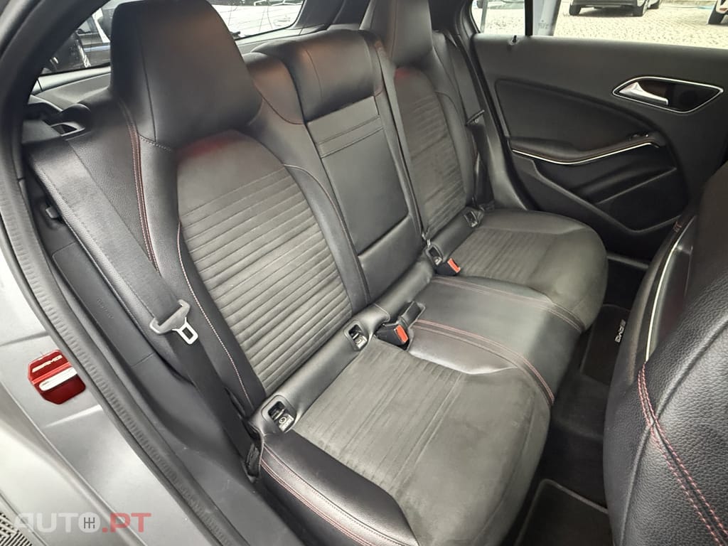 Mercedes-Benz A 45 AMG 4-Matic