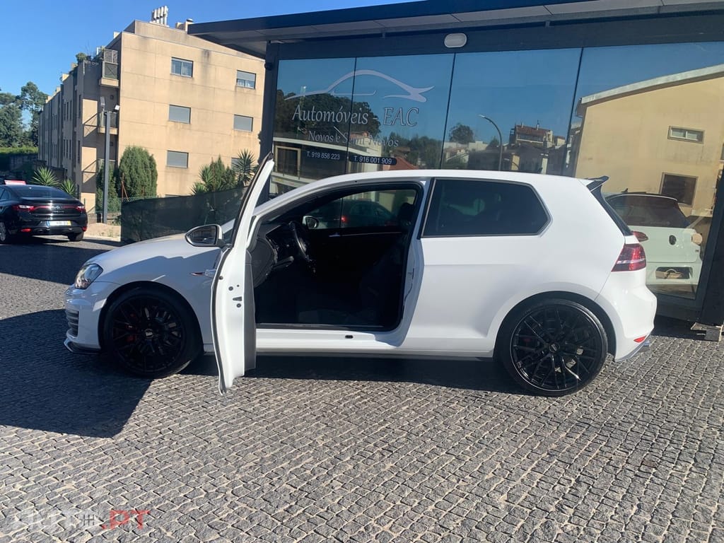 Volkswagen Golf 2.0 TSi GTi DSG Performance