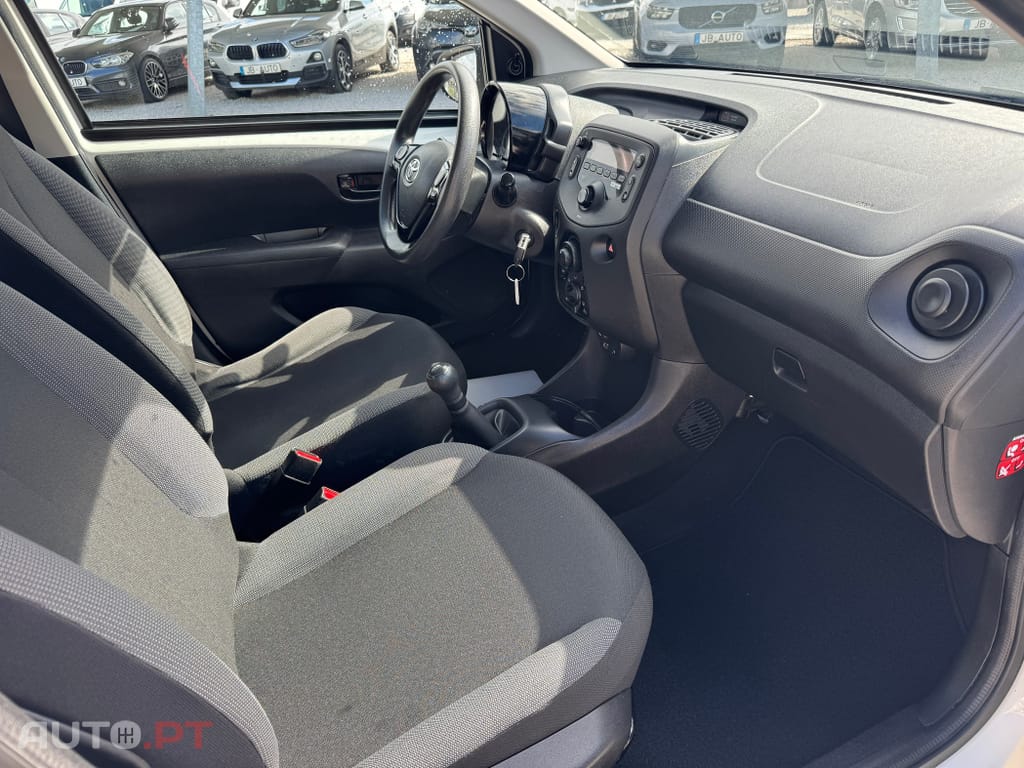 Toyota Aygo x
