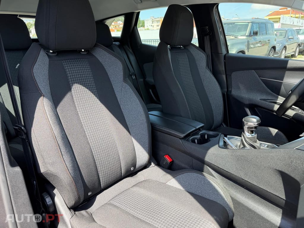 Peugeot 3008 1.5 BlueHDi Active Pack