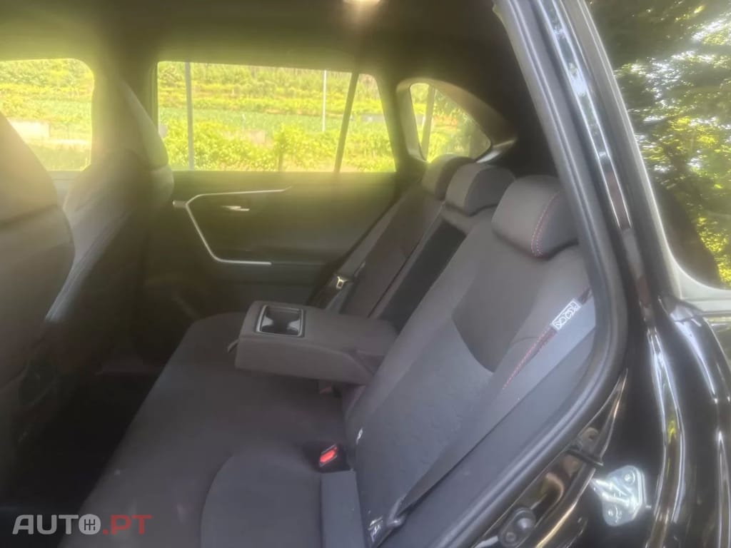 Toyota RAV4 2,5 Teamplayer
