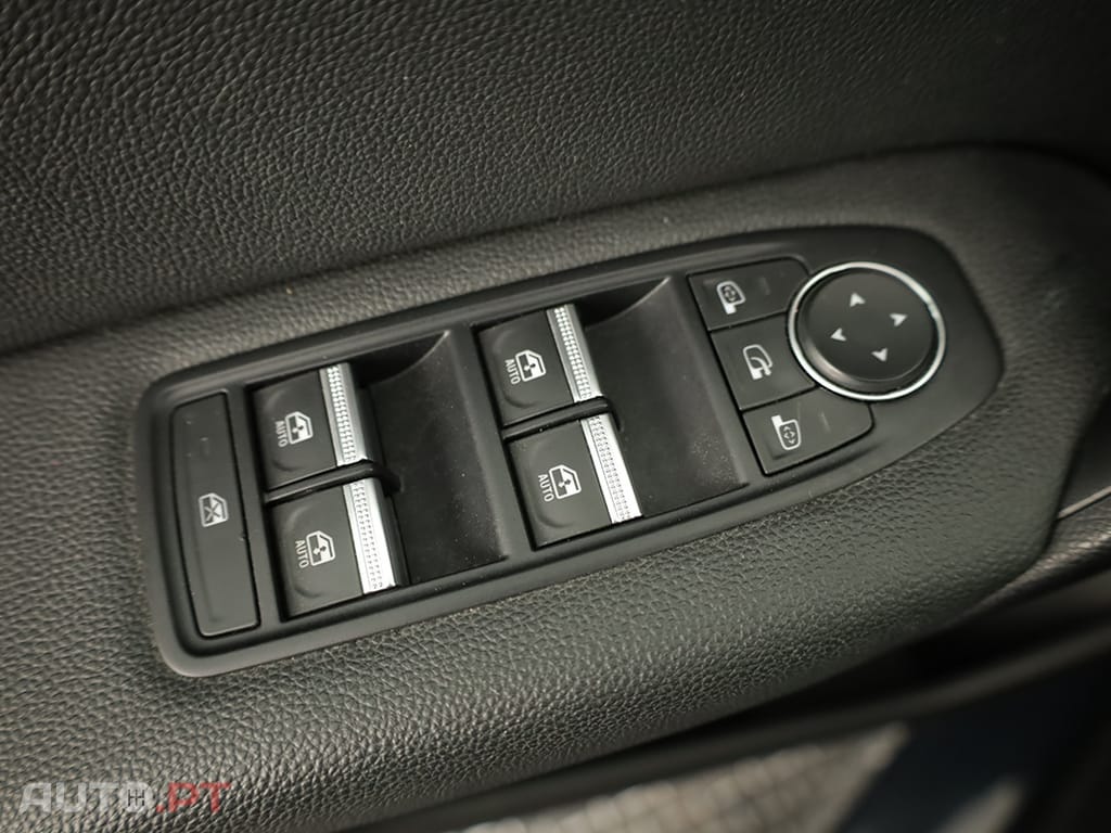 Renault Captur Captur 1.0 TCe Techno Bi-Fuel