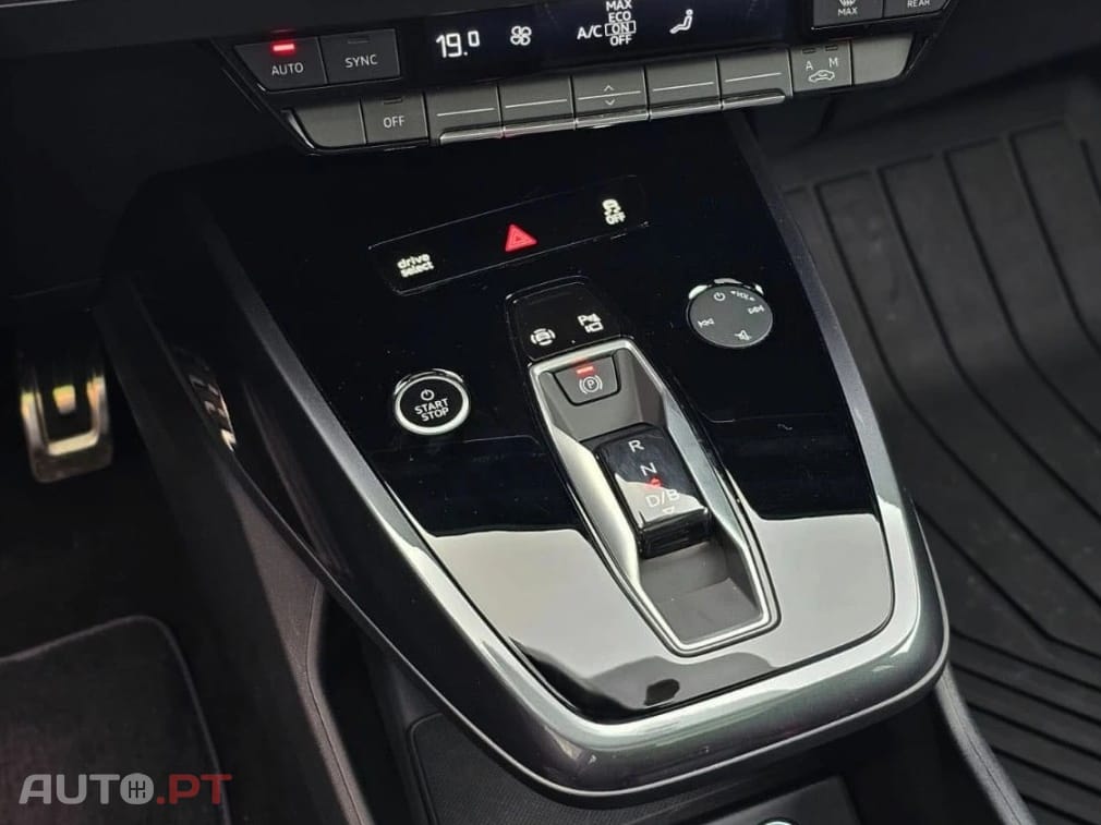 Audi E-Tron 45 82 kWh SE BUSINESS PLUS