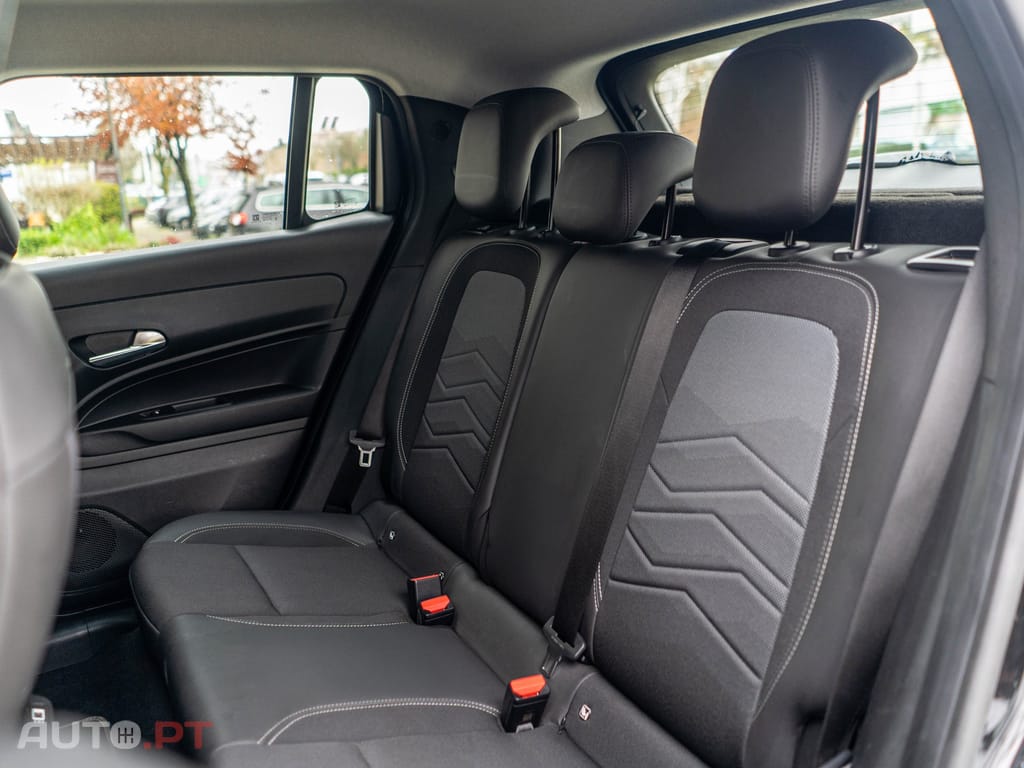 Jeep Avenger 1.2 GSE T3 Altitude