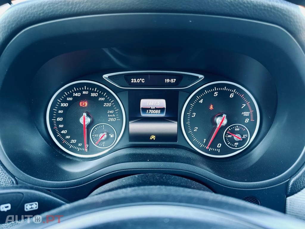 Mercedes-Benz B 180 Avantgarde