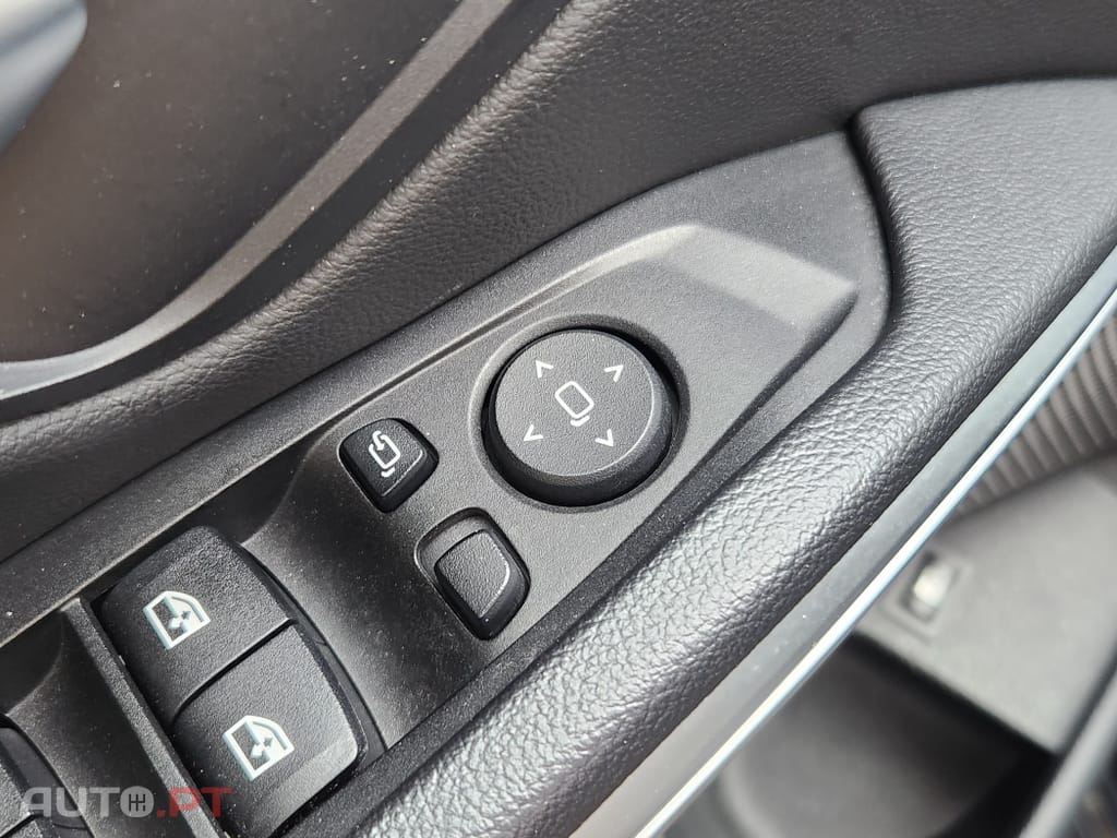 BMW 330 e Line Sport Auto