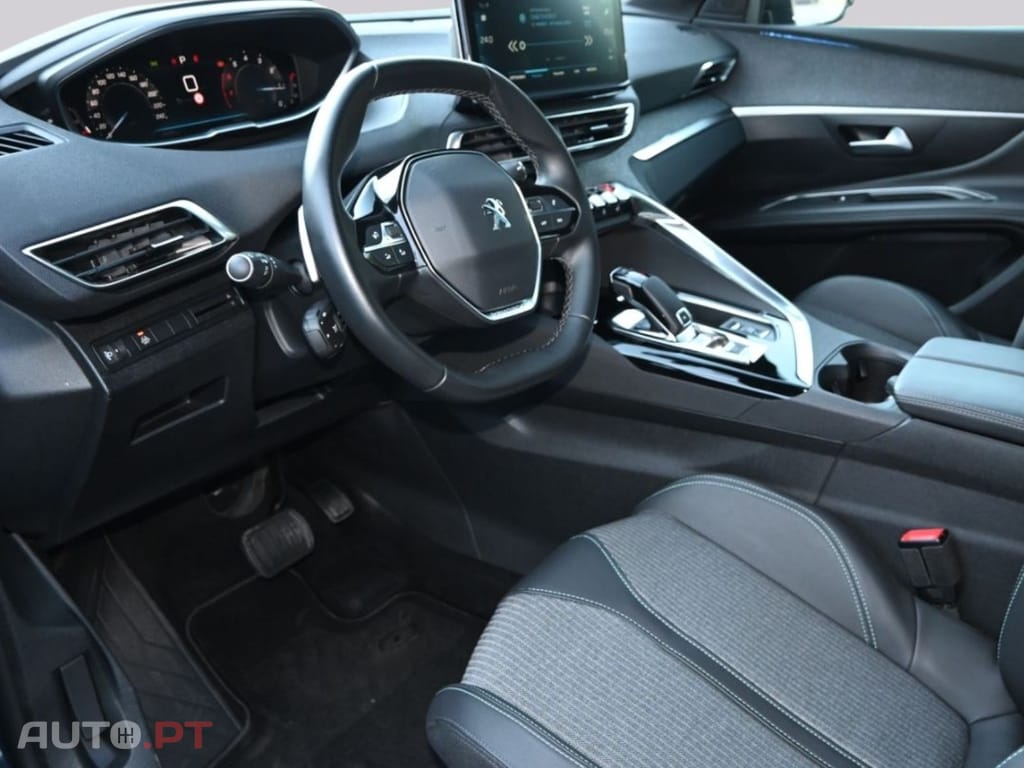 Peugeot 3008 ALLURE EAT8