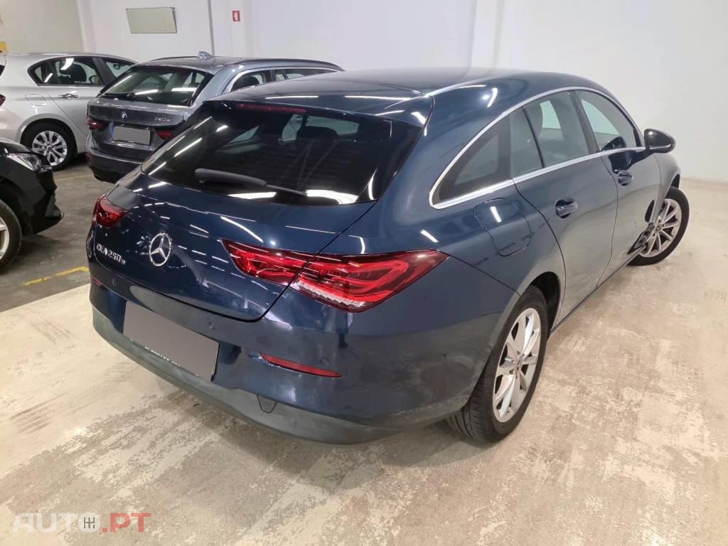 Mercedes-Benz CLA 250 e Shooting Brake Style Plus