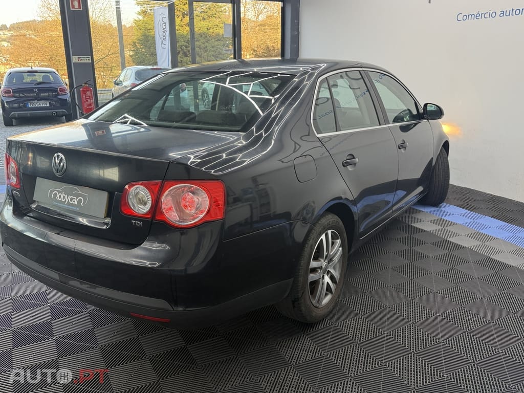 Volkswagen Jetta 1.9 TDi Confortline