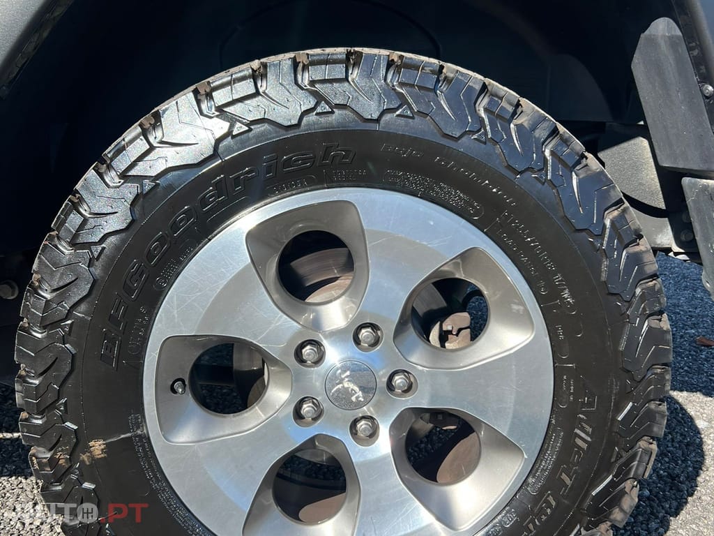 Jeep Wrangler 2.8 CRD Sahara AT