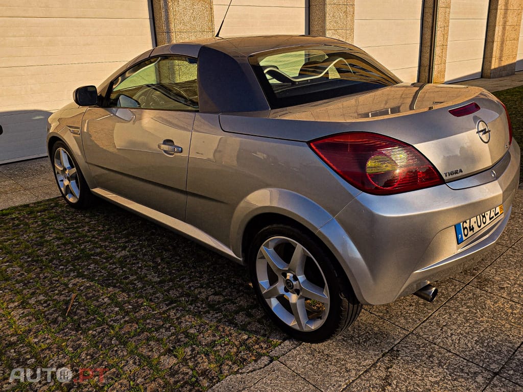 Opel Tigra TwinTop 1.3 CDTI