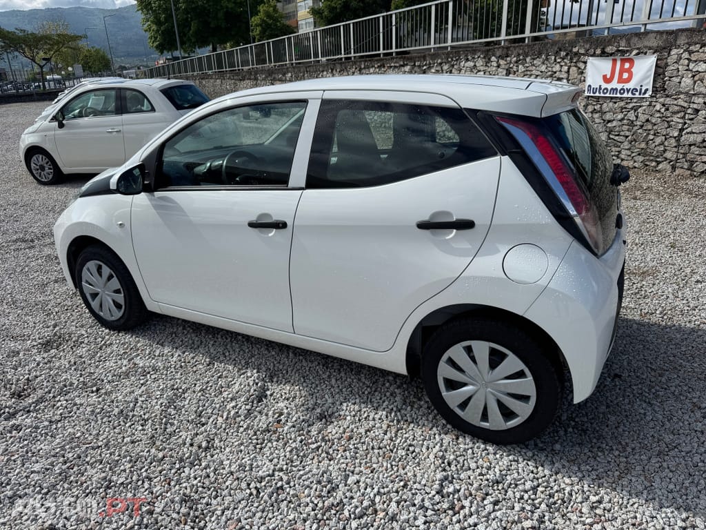 Toyota Aygo x