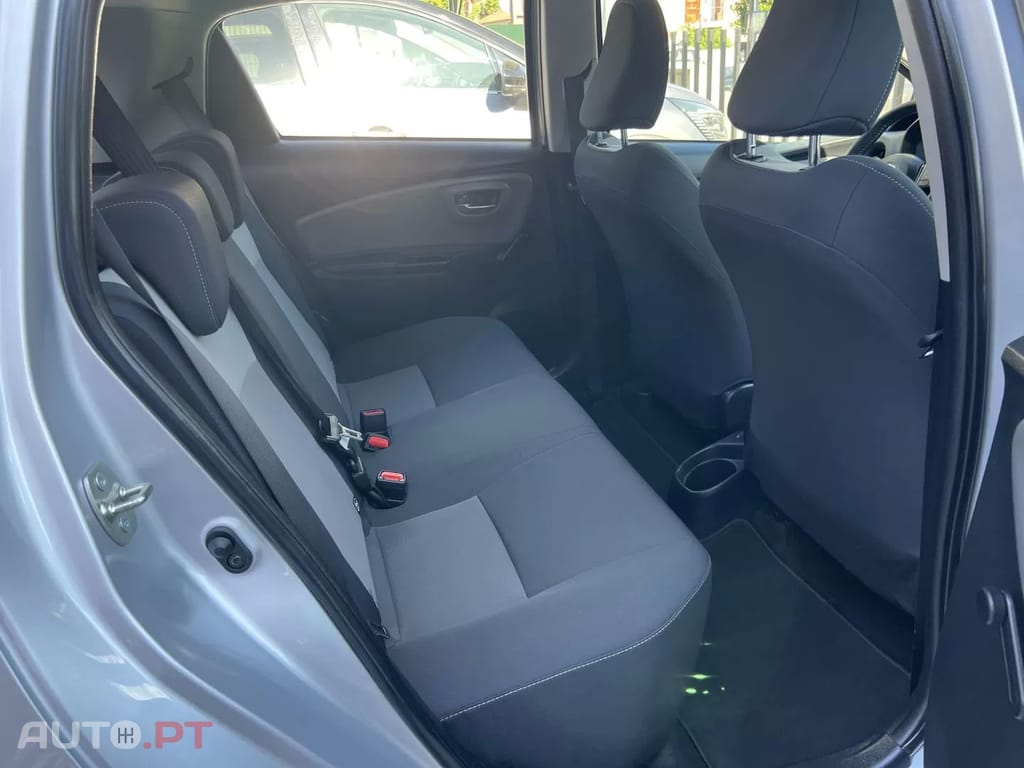 Toyota Yaris 1.0 VVT-i Exclusive