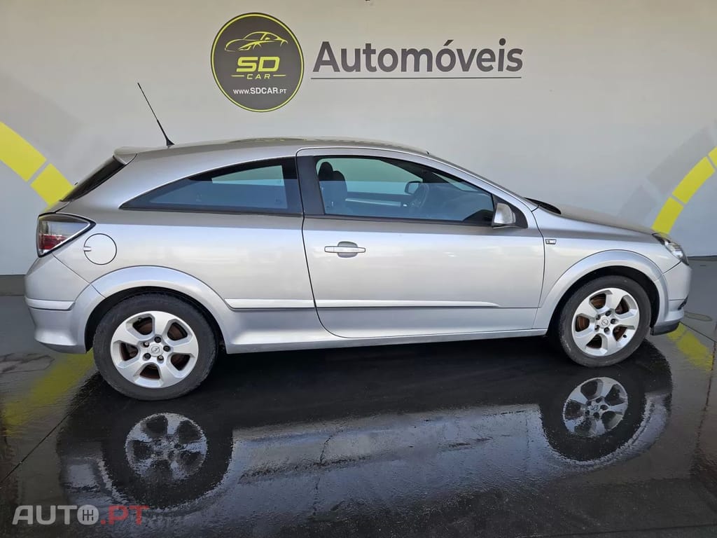 Opel Astra GTC 1.4