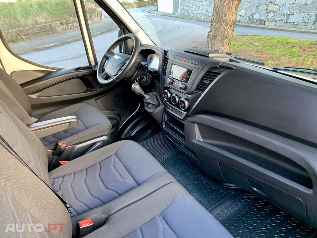 Iveco Daily 3.0 35S15V 4100 18m3