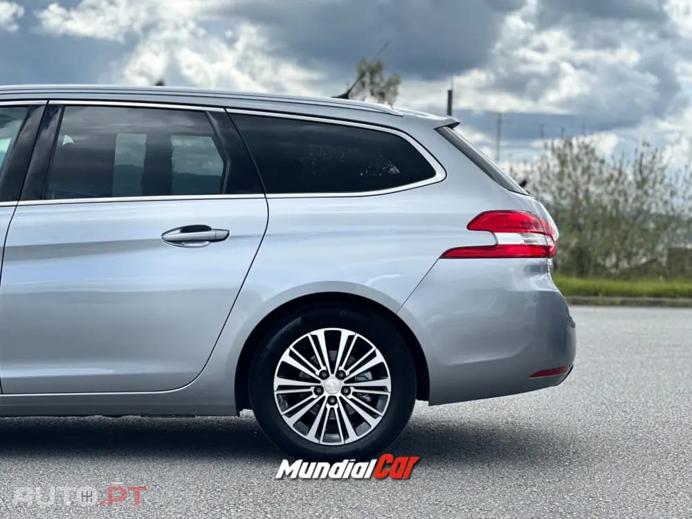 Peugeot 308 SW 1.2 PureTech Allure EAT8