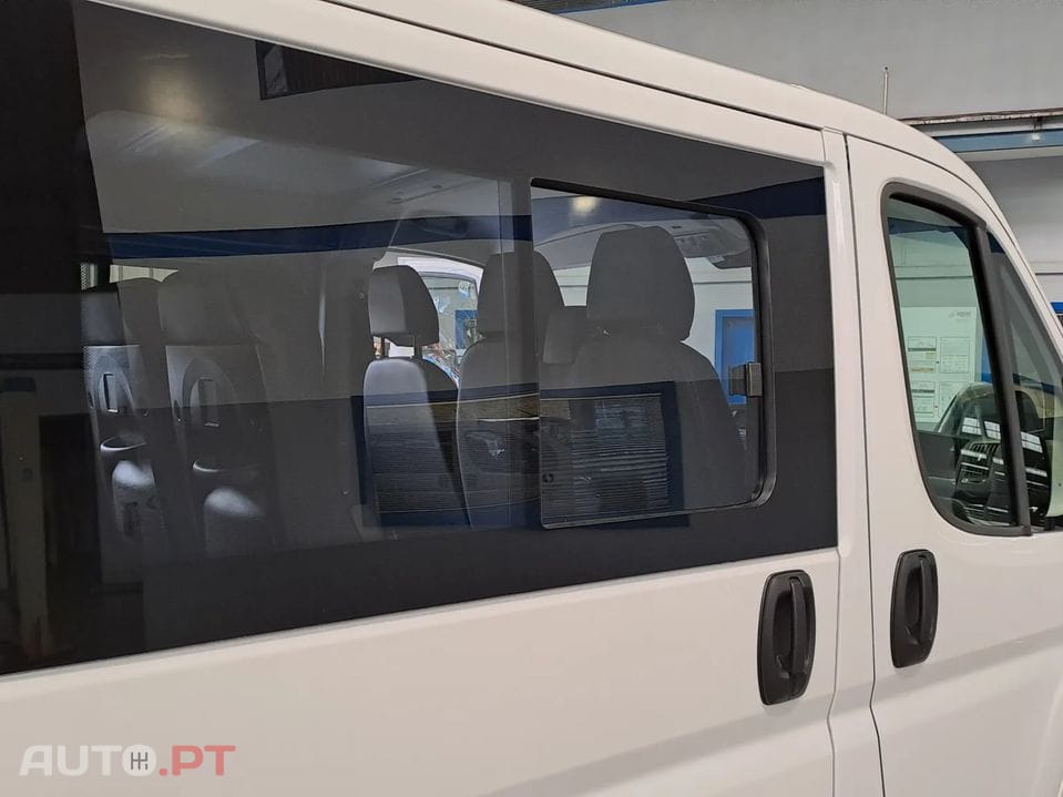 Opel Movano L2H1 3.5T 2.2 D 9 Lugares