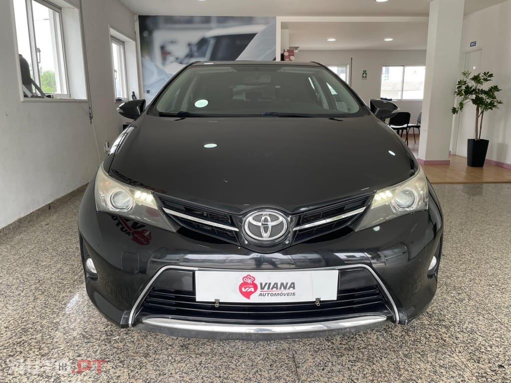 Toyota Auris 1.4 D-4D Exclusive+P.Sport