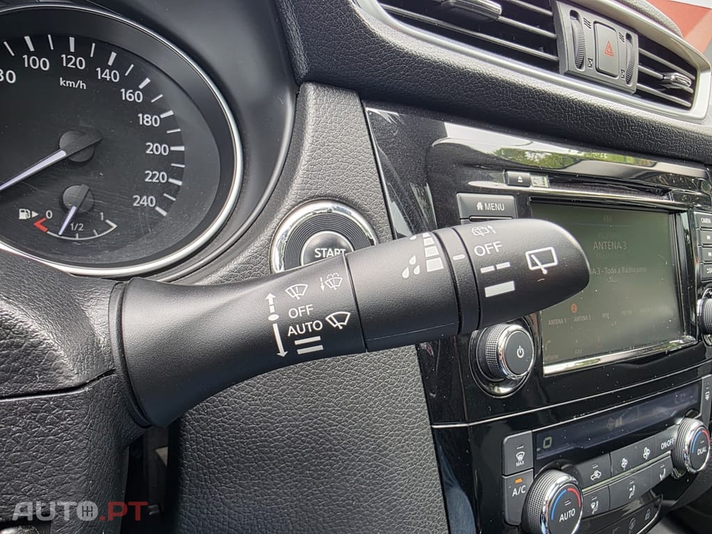Nissan Qashqai 1.5 dCi N-Connecta J18