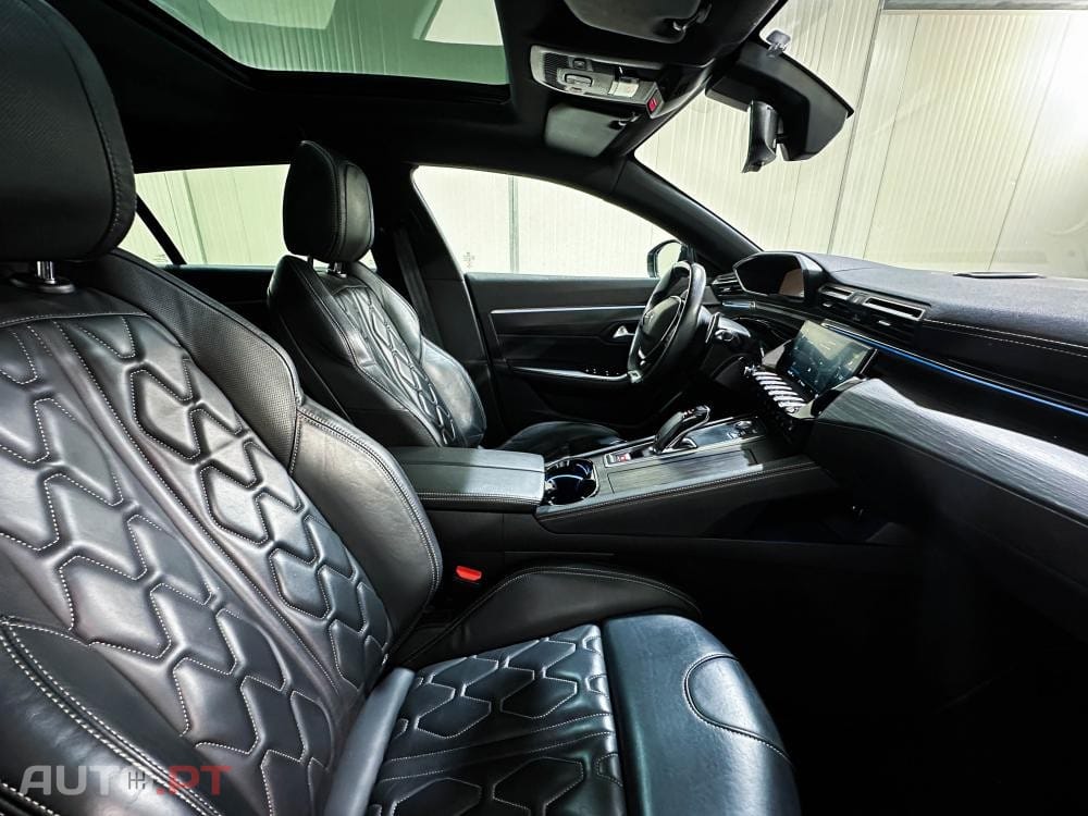 Peugeot 508 SW e-EAT8 225