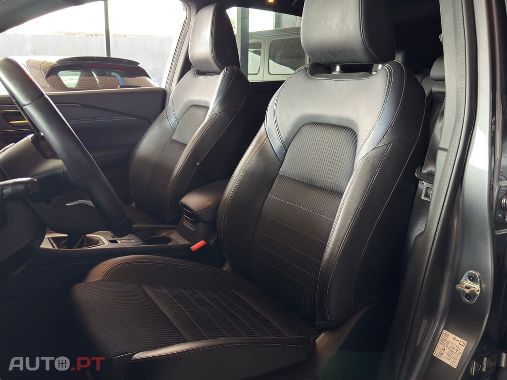 Nissan Qashqai 1.3 DIG-T Tekna SKY