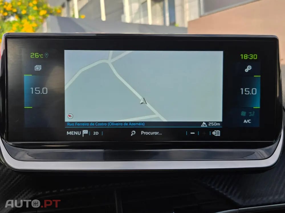 Peugeot E-2008 50 kWh Allure Pack