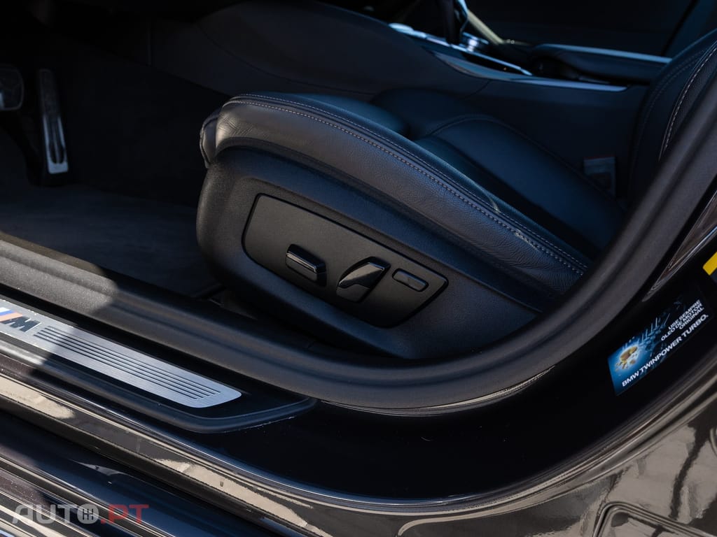 BMW 530 e Pack M — fotografia 11