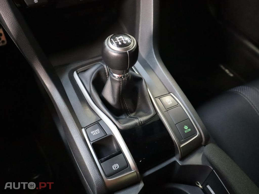 Honda Civic 1.0 i-VTEC Elegance