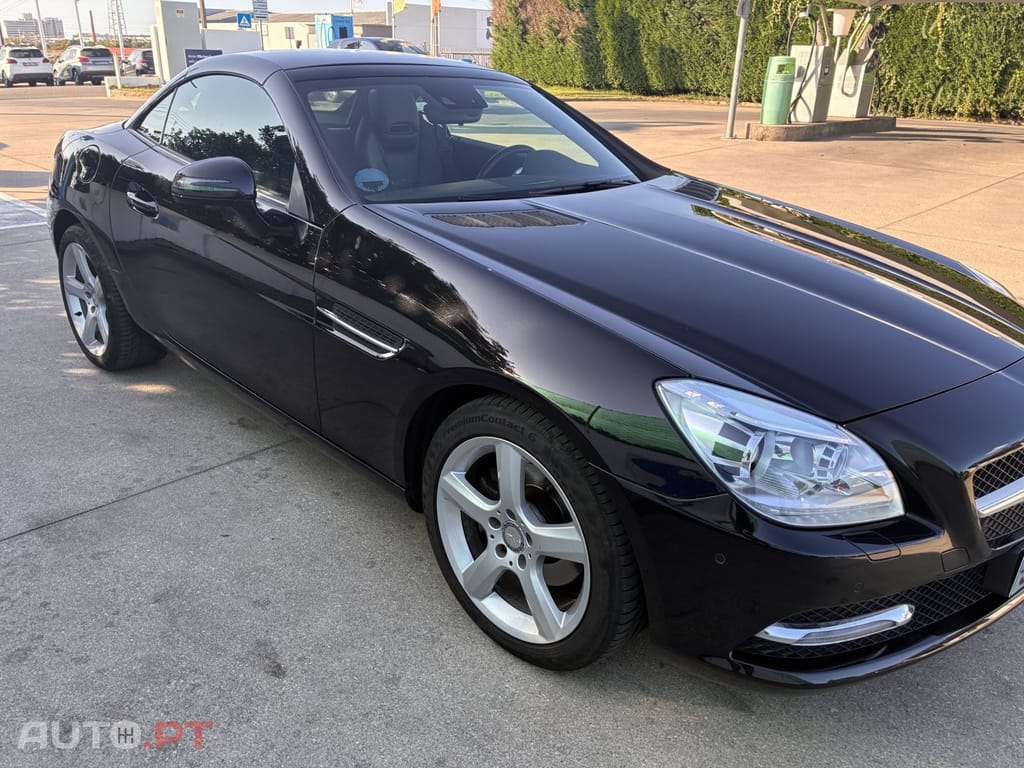 Mercedes-Benz SLK 200 BlueEFFICIENCY 7G-TRONIC Edition 1