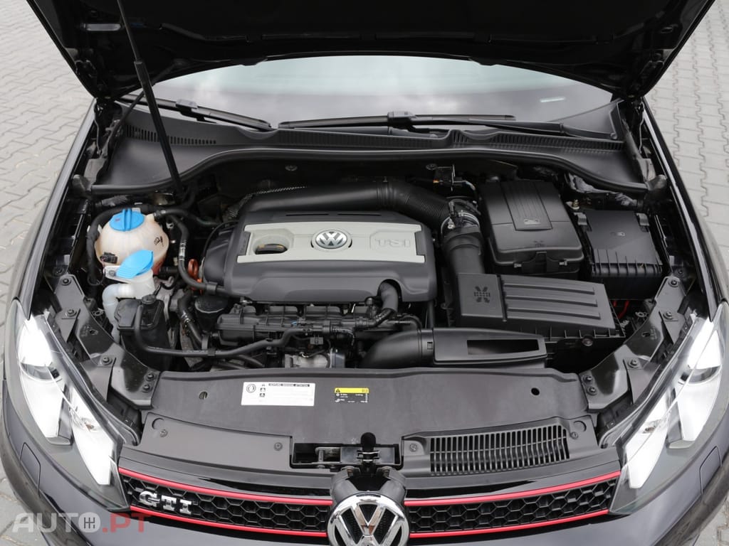 Volkswagen Golf VI 2.0 GTi