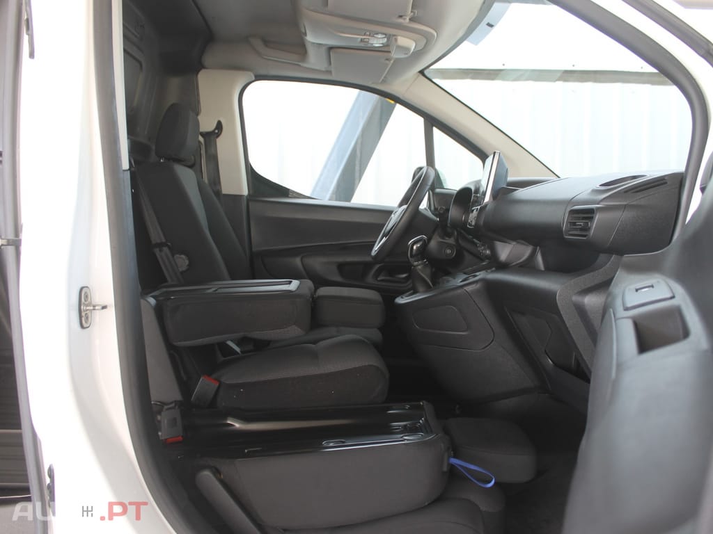 Opel Combo 1.5 102 Cv L1H1 Enjoy (IVA Dedutível)