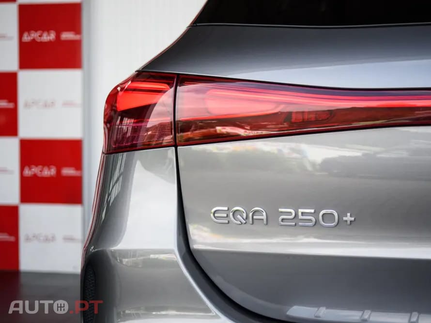 Mercedes-Benz EQA 250+ AMG Line