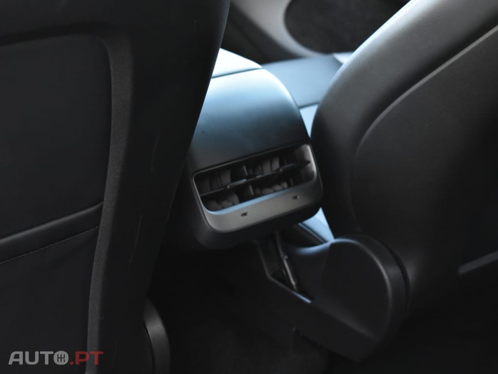 Tesla Model Y Performance Tração Integral