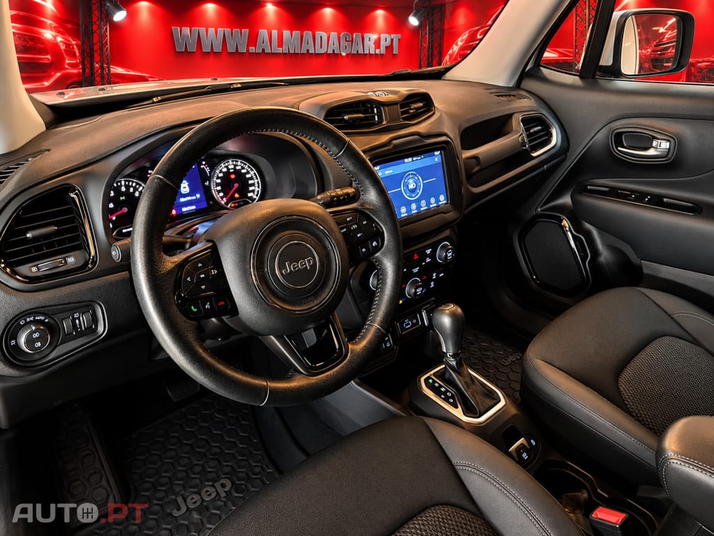 Jeep Renegade 1.3 T Night Eagle DCT