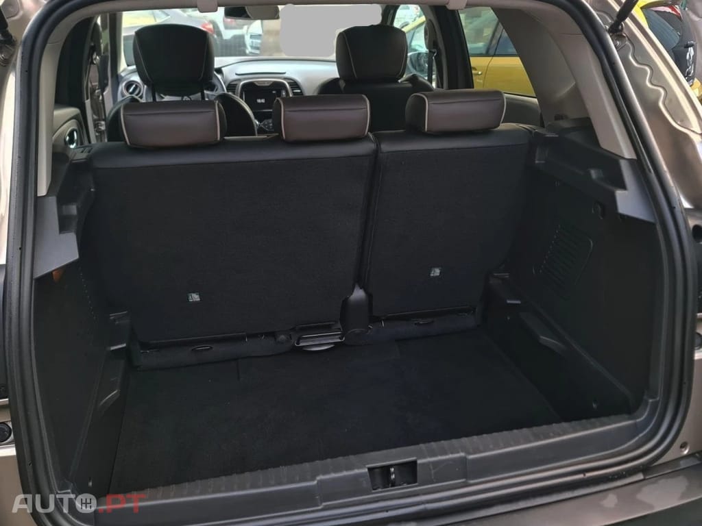 Renault Captur 1.2 TCe EXCLUSIVE XMOD (EDC)