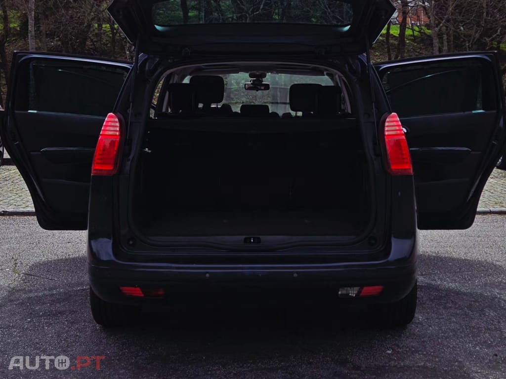 Peugeot 5008 1.6 HDi