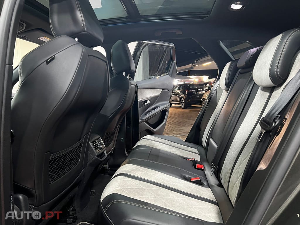 Peugeot 3008 1.6 Hybrid4 GT e-EAT8