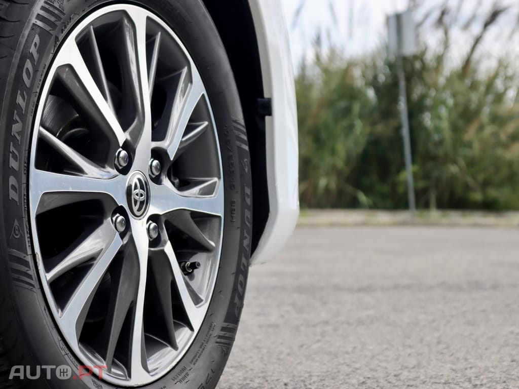 Toyota Yaris 1.5 HSD 20 Anos