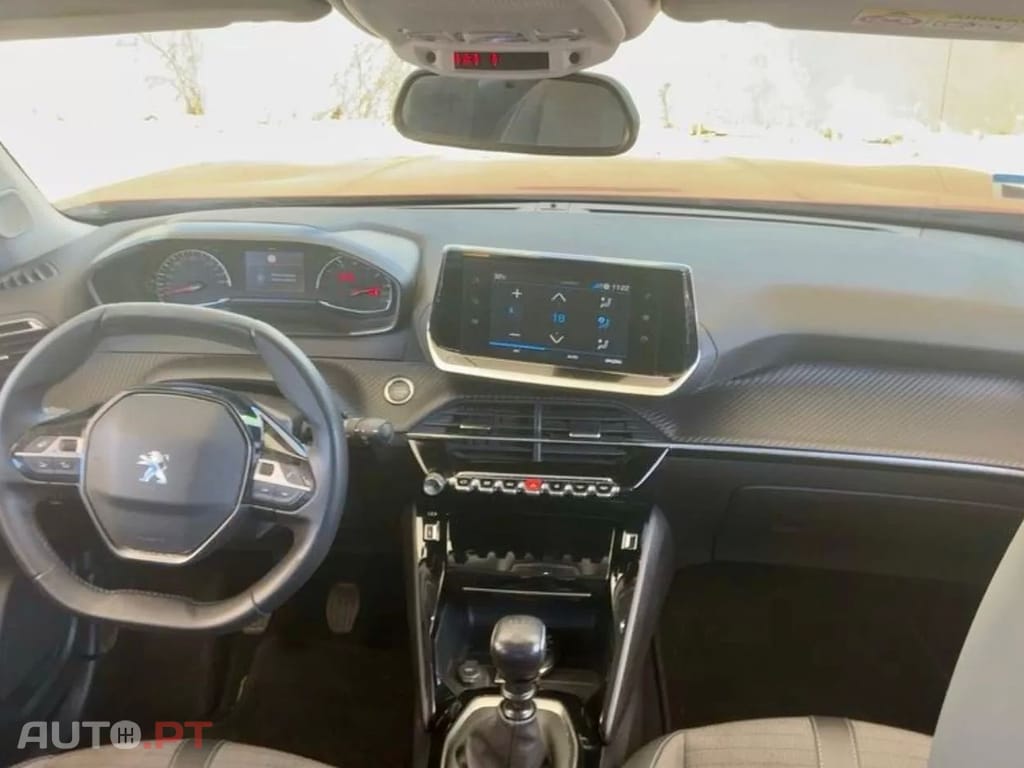 Peugeot 2008 1.2 PureTech Allure